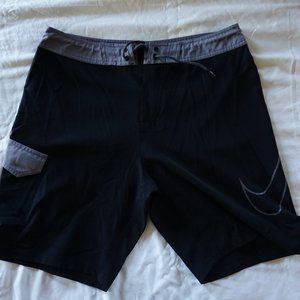 Mens Nike swim trunks ...*NEW* Medium 32